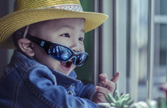 牛仔布厂家龙谊纺织 牛仔时尚单品牛仔布